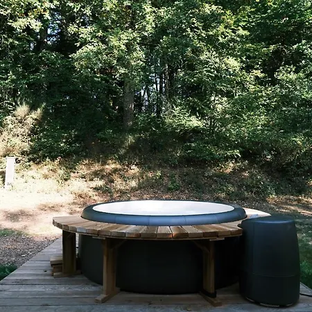 Lodge Avec Spa Privatif - Foret Et Lac Liginiac Exterior photo
